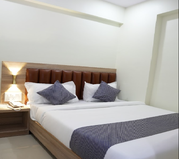 Hotel Preston  Mumbai  Nehru Nagar, Kurla | Classic Room 